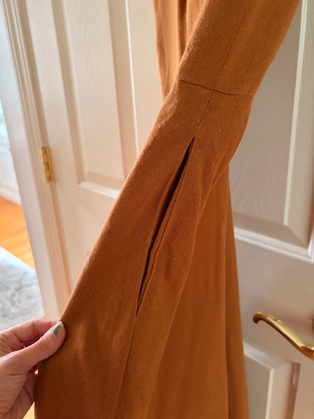 Hearts and Found Rust Collared Midi Dress - Picture 4 of 8